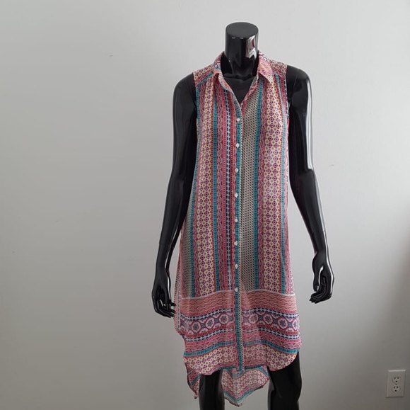 Timing See Through Collard Sleeveless Top Size S.  (M) - Picture 4 of 7